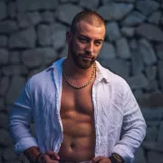 Ryder photo 13, latina, curvy, blonde hair, 185 cm, 90 kg, Hong Kong