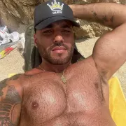 Sultan photo 30, european, curvy, brunette, 188 cm, 93 kg, Hong Kong