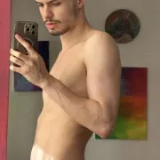 Tarik photo 6, european, average, brunette, 185 cm, 70 kg, Hong Kong