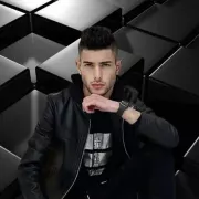 Theo photo 10, latina, slim, brunette, 180 cm, 61 kg, Hong Kong