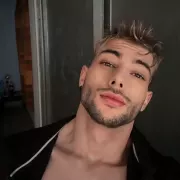 Theo photo 6, latina, slim, brunette, 180 cm, 61 kg, Hong Kong