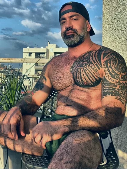 Theodoros photo 1, european, curvy, brunette, 180 cm, 90 kg, Hong Kong