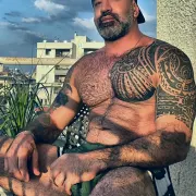Theodoros photo 1, european, curvy, brunette, 180 cm, 90 kg, Hong Kong