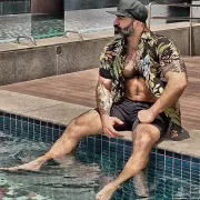 Theodoros photo 7, european, curvy, brunette, 180 cm, 90 kg, Hong Kong