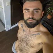 Thom photo 3, european, average, black hair, 180 cm, 72 kg, Hong Kong