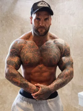 Titan photo 1, european, curvy, brunette, 178 cm, 100 kg, Hong Kong