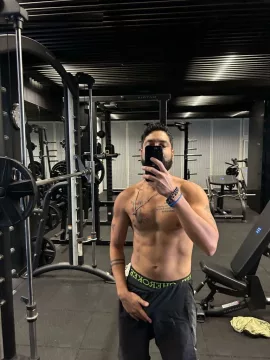 Tito photo 1, latina, athletic, black hair, 173 cm, 68 kg, Hong Kong