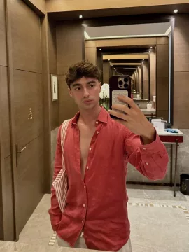 Tom photo 1, european, average, brunette, 170 cm, 65 kg, Hong Kong