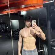 Tom photo 2, european, average, brunette, 170 cm, 65 kg, Hong Kong