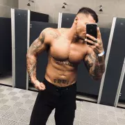 Tomas photo 10, latina, curvy, brunette, 180 cm, 95 kg, Hong Kong