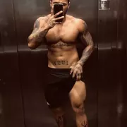 Tomas photo 5, latina, curvy, brunette, 180 cm, 95 kg, Hong Kong
