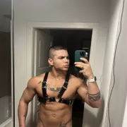 Tommy photo 3, latina, curvy, black hair, 180 cm, 93 kg, Hong Kong