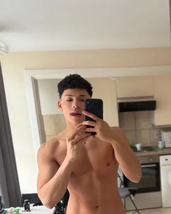 Tonny photo 1, latina, average, brunette, 185 cm, 72 kg, Hong Kong