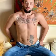 Travis photo 14, european, average, black hair, 168 cm, 58 kg, Hong Kong