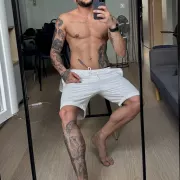 Tristan photo 7, european, athletic, black hair, 175 cm, 72 kg, Hong Kong