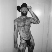 Troy photo 10, european, curvy, brunette, 185 cm, 93 kg, Hong Kong