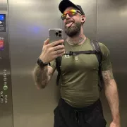 Troy photo 2, european, curvy, brunette, 185 cm, 93 kg, Hong Kong