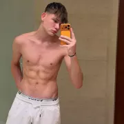 Tyler photo 10, latina, average, brunette, 185 cm, 68 kg, Hong Kong