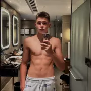 Tyler photo 9, latina, average, brunette, 185 cm, 68 kg, Hong Kong