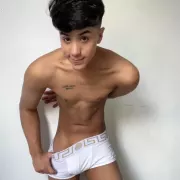 Valentino photo 21, latina, average, black hair, 178 cm, 65 kg, Hong Kong