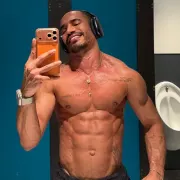 Vidal photo 25, latina, athletic, black hair, 175 cm, 74 kg, Hong Kong