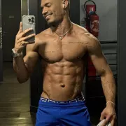 Vidal photo 41, latina, athletic, black hair, 175 cm, 74 kg, Hong Kong
