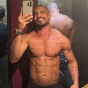 Vidal photo 42, latina, athletic, black hair, 175 cm, 74 kg, Hong Kong