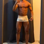 Vidal photo 5, latina, athletic, black hair, 175 cm, 74 kg, Hong Kong