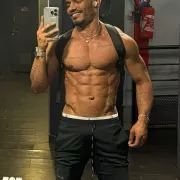 Vidal photo 55, latina, athletic, black hair, 175 cm, 74 kg, Hong Kong