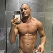 Vidal photo 56, latina, athletic, black hair, 175 cm, 74 kg, Hong Kong