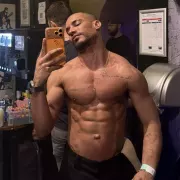 Vidal photo 8, latina, athletic, black hair, 175 cm, 74 kg, Hong Kong