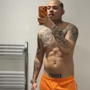 Vini photo 6, latina, curvy, blonde hair, 185 cm, 86 kg, Hong Kong