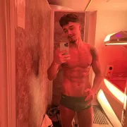 Vinicius photo 19, latina, athletic, brunette, 183 cm, 79 kg, Hong Kong