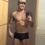 Vitor photo 10, latina, athletic, black hair, 188 cm, 83 kg, Hong Kong