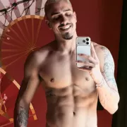 Vitor photo 2, latina, athletic, black hair, 188 cm, 83 kg, Hong Kong
