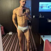 Vitor photo 24, latina, athletic, black hair, 188 cm, 83 kg, Hong Kong
