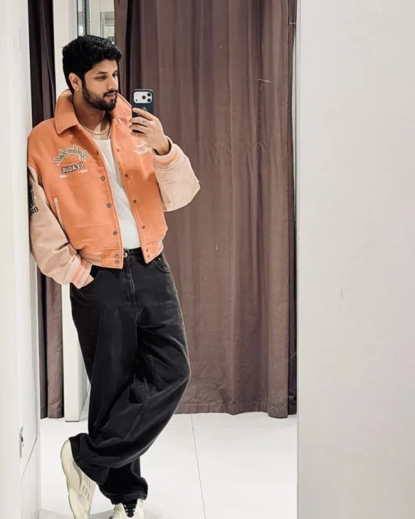 Vivek photo 1, asian, curvy, black hair, 180 cm, 86 kg, Hong Kong