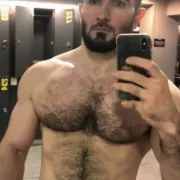 Volk photo 1, european, curvy, black hair, 185 cm, 86 kg, Hong Kong