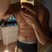 Waddy photo 5, mixed, athletic, blonde hair, 190 cm, 83 kg, Hong Kong