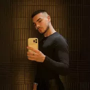 Wesley photo 7, european, athletic, black hair, 183 cm, 79 kg, Hong Kong