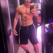 William photo 31, european, curvy, brunette, 188 cm, 95 kg, Hong Kong