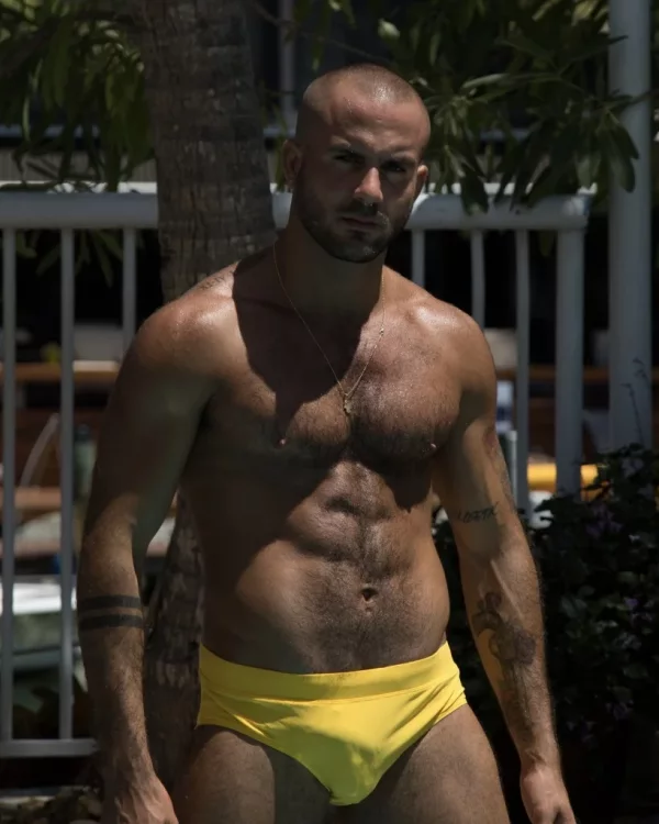 Yarin photo 1, european, athletic, blonde hair, 180 cm, 79 kg, Hong Kong