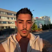 Zedy photo 4, latina, average, black hair, 183 cm, 74 kg, Hong Kong