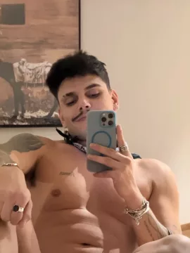 Zejdan photo 1, latina, athletic, black hair, 183 cm, 77 kg, Hong Kong