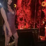 Akira photo 22, asian, average, brunette, 170 cm, 61 kg, Small bust, Hong Kong
