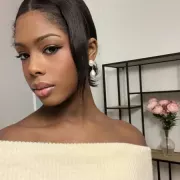 Alexandra photo 9, black, average, black hair, 174 cm, 65 kg, Small bust, Hong Kong