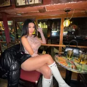 Berenice photo 7, latina, average, black hair, 174 cm, 63 kg, Large bust, Hong Kong