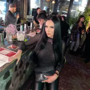 Darina photo 19, european, average, black hair, 180 cm, 70 kg, Large bust, Hong Kong