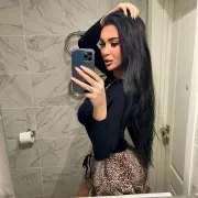 Darina photo 8, european, average, black hair, 180 cm, 70 kg, Large bust, Hong Kong