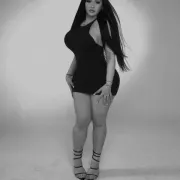 Desiree photo 56, european, curvy, black hair, 158 cm, 72 kg, Large bust, Hong Kong